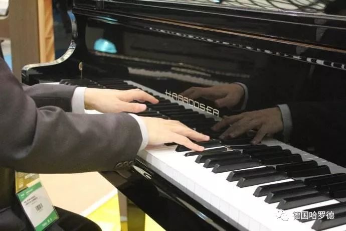 哈罗德分享 | 弹钢琴能让你在生活中更成功？